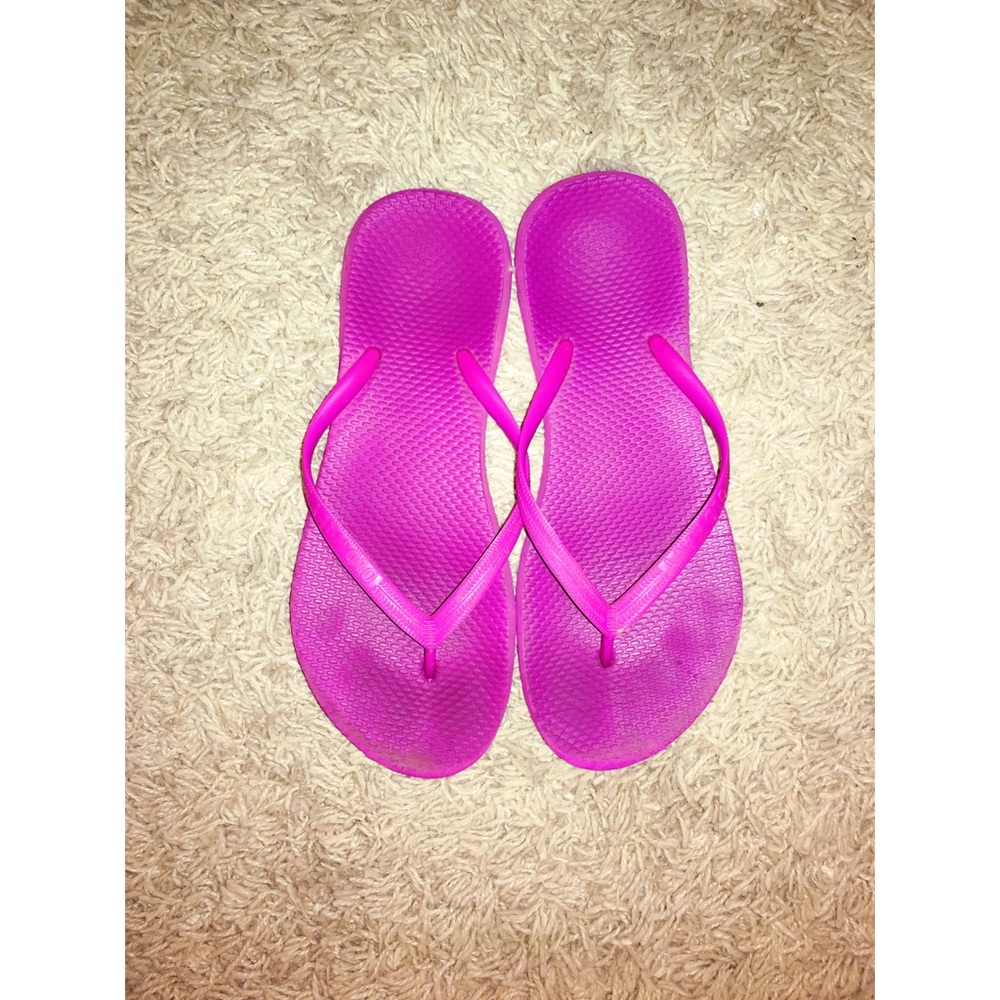 Flip flops